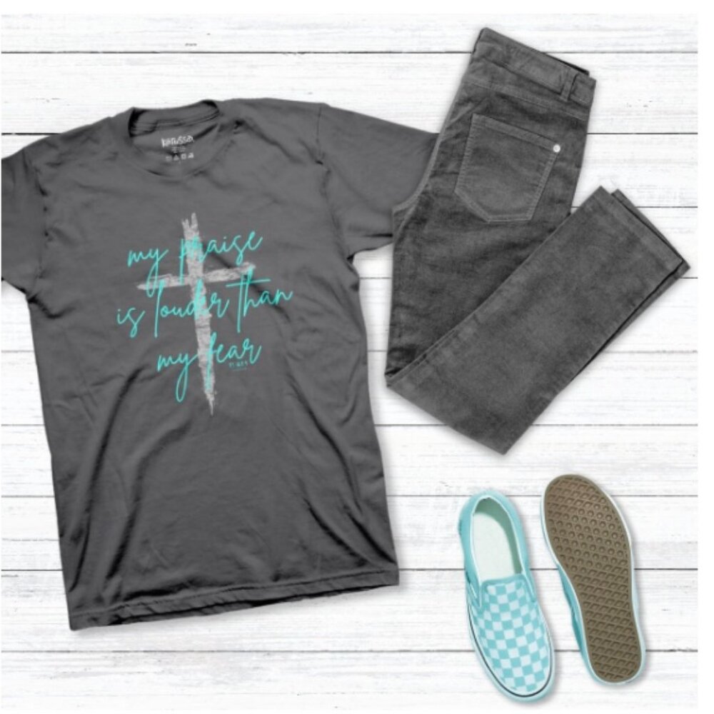 Kerusso Womens T-Shirt Praise Is Louder than My Fear - NWT